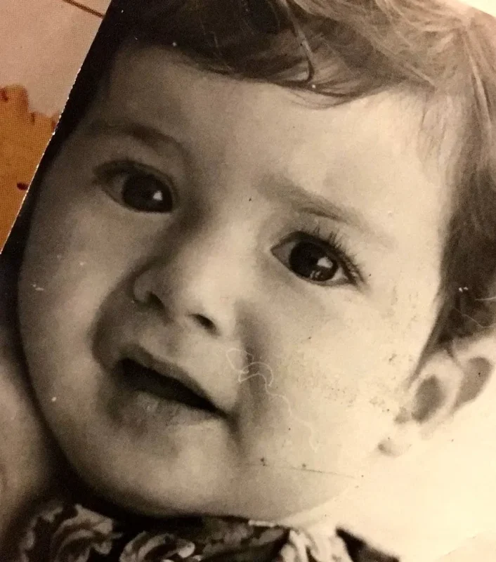 تصویر روز | کودکی نسرین نصرتی «فهیمه معمولی» سریال پایتخت سال 55 nasrinnosrati official 1568153523 2130148606018198882 7297253270