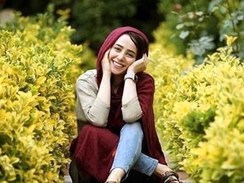 قابی زیبا از روابط بین ستاره پسیانی و الناز حبیبی