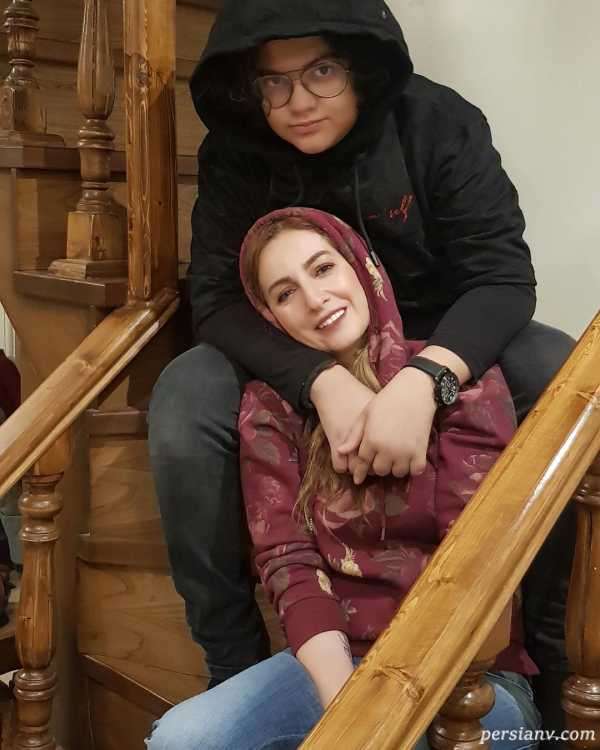 شقایق دهقان و پسرش شقایق دهقان با لباس کردی