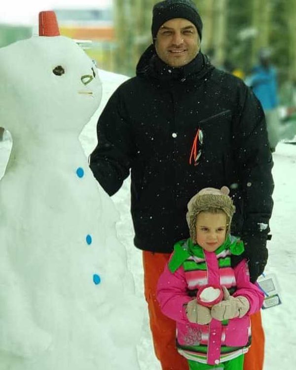 تصویر روز | عکس جالب از سام درخشانی؛ جوانی پدر و مادرش پدر و مادر سام درخشانی