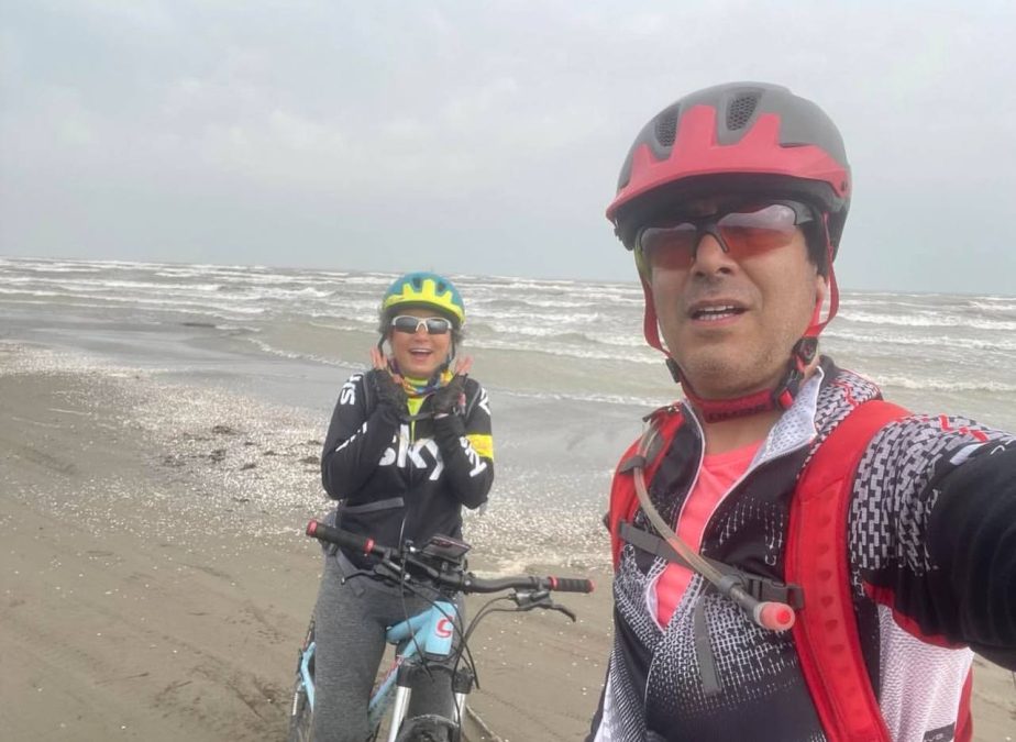 عاشقانه های "سحر ولدبیگی" در آغوش همسرش لب ساحل