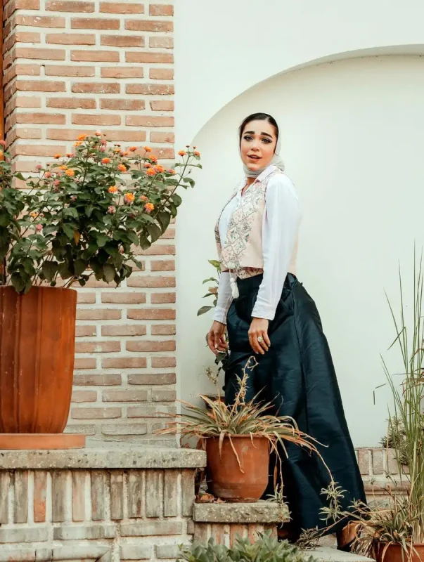 تصویر روز | استایل رویا وحدتی بازیگر فیلم «جزایر قناری» photo 2025 09 30 23 07 13