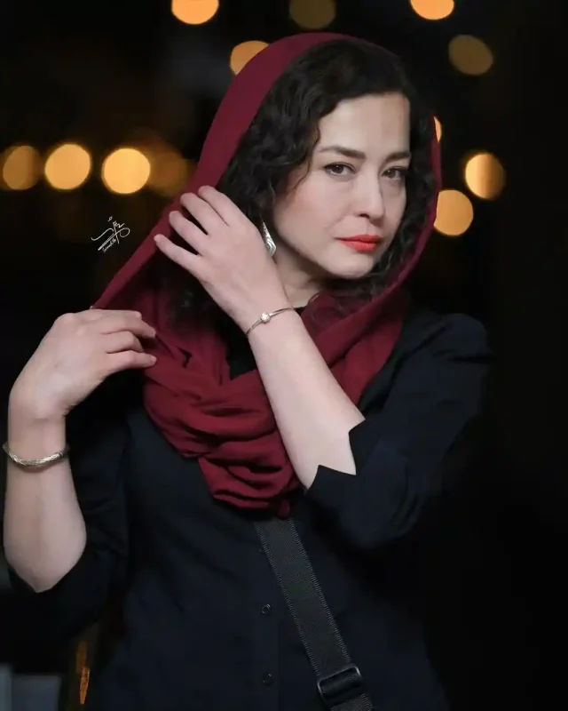 تصویر روز | دو اکران متفاوت؛ نیما شعبان نژاد و مهراوه شریفی نیا photo 2025 10 16 11 25 47