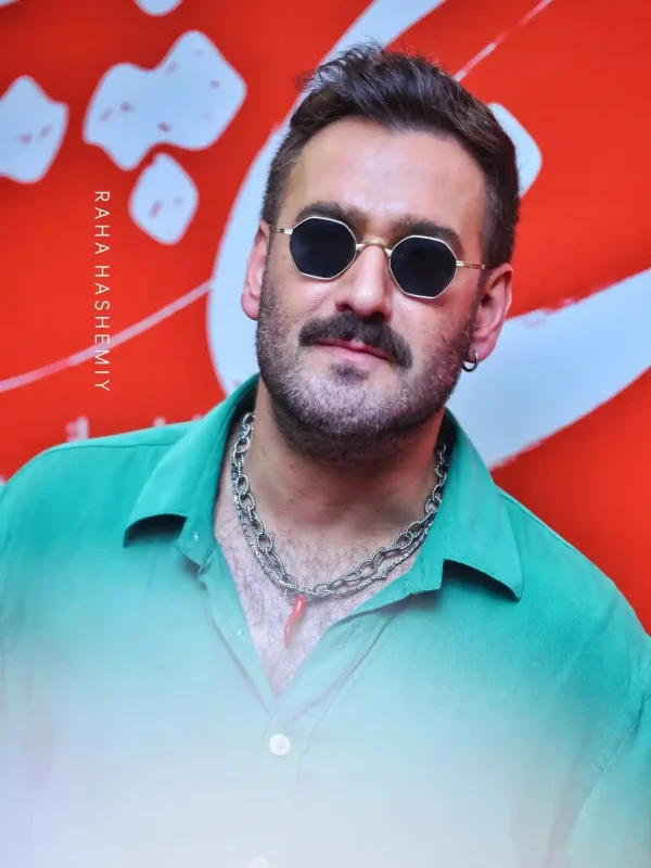 تصویر روز | دو اکران متفاوت؛ نیما شعبان نژاد و مهراوه شریفی نیا photo 2025 10 16 11 26 02