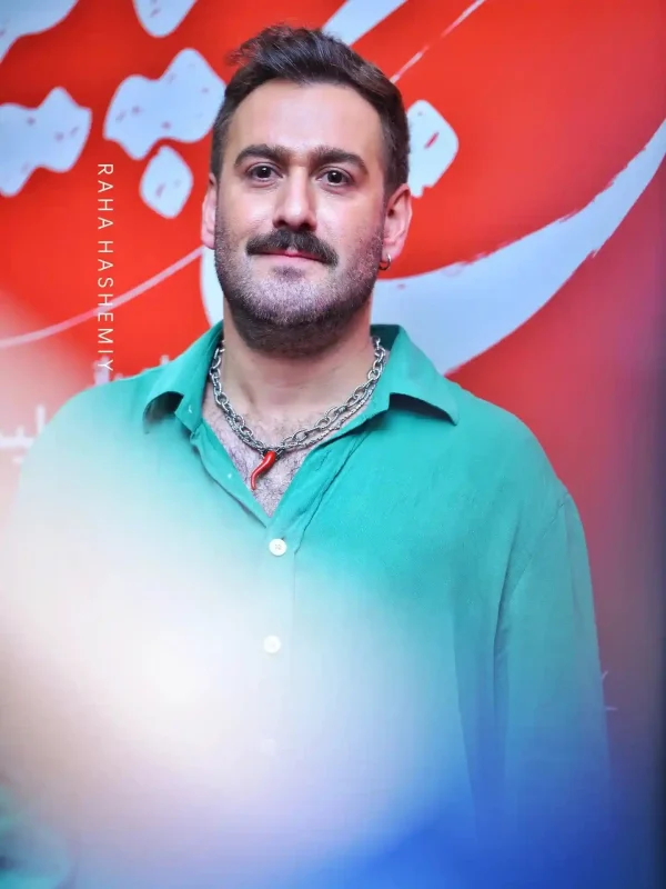 تصویر روز | دو اکران متفاوت؛ نیما شعبان نژاد و مهراوه شریفی نیا photo 2025 10 16 11 26 03