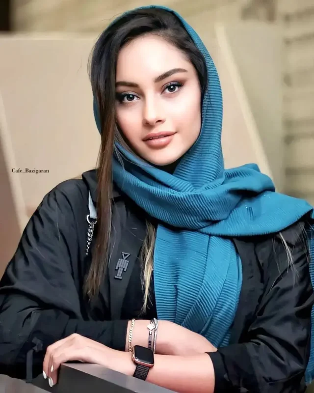 تصویر روز | استایل جذاب مهراوه شریفی نیا، ترلان، گلاره و الناز شاکردوست photo 2025 12 08 21 52 08