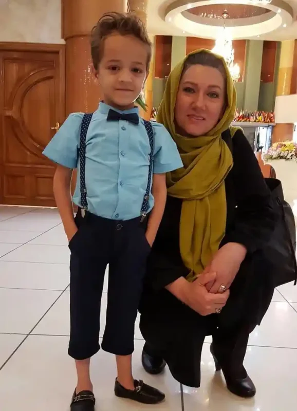 تصویر روز | فریبا متخصص «سیمین ملک» سریال طوبی pouriya chaei 1527883373 1792338102334195352 5800361599