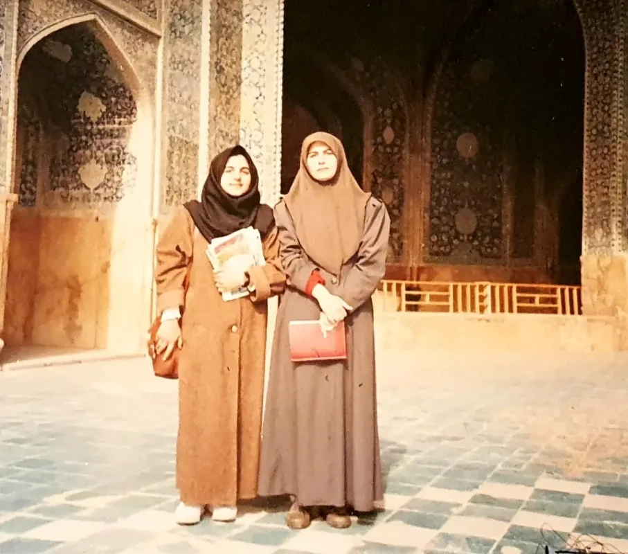 raheleh tavasolian 1694362192 3188863655952771772 1943636514 11zon