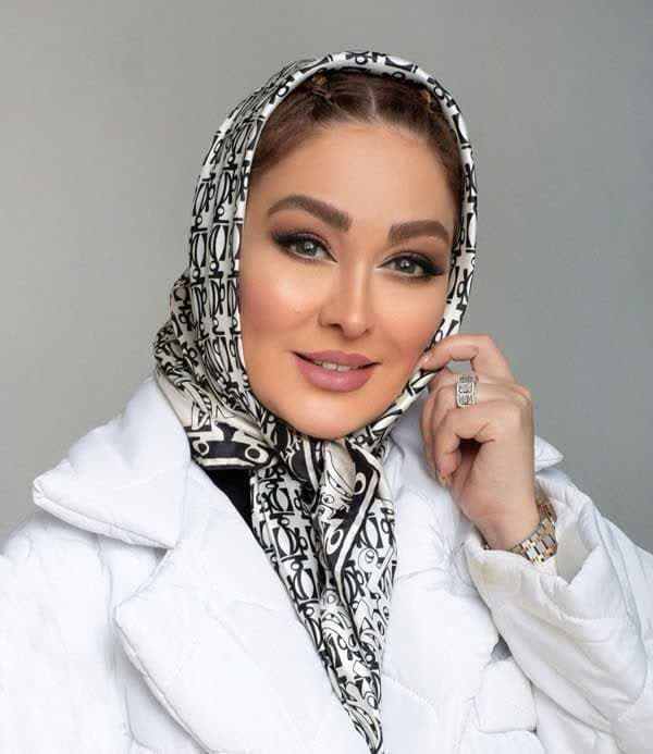 تصویر روز | تیپ سفید و جذاب الهام حمیدی با تغییر رنگ موهایش رنگ مو الهام حمیدی