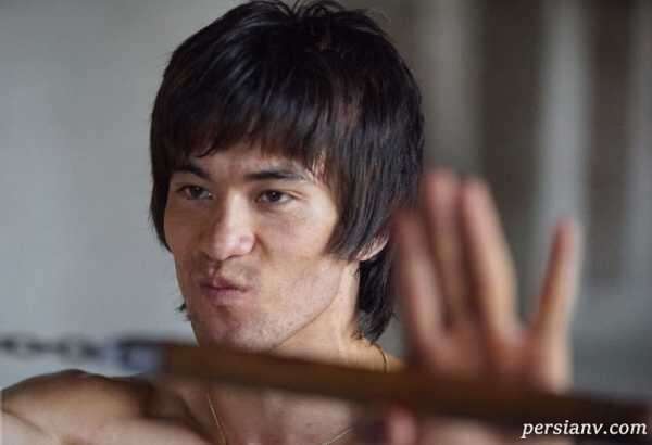 تصویر روز | بدل بروسلی هم پیدا شد؛ شباهت عجیب مرد جوان به بروسلی بدل بروسلی