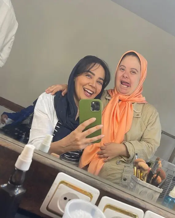 خبر روز | نگاهی به قشنگترین سلفی جذاب ندا قاسمی بازیگر سریال نون خ resized 2168117 683