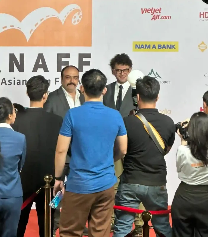 roozbehhesari 1720472014 3407888720694313103 59400279538