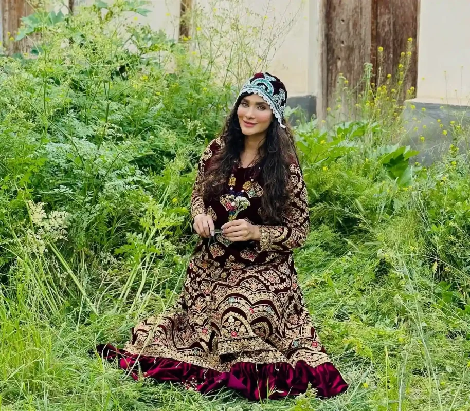 خبر روز | عکس جدید مامان صدیقه سریال بچه مهندس در لباس محلی و 36 سالگی sanazsaeedi official 1758882426 3730098605056088197 723651085