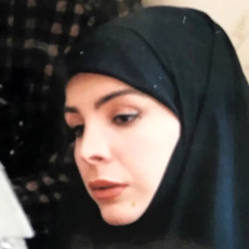 سفر به گذشته | تغییر چهره عاطفه زن حشمت فردوس سریال ستایش در 25 سالگی shivakhonyagar 1490827396 1481490038339772099 361500427 1 1