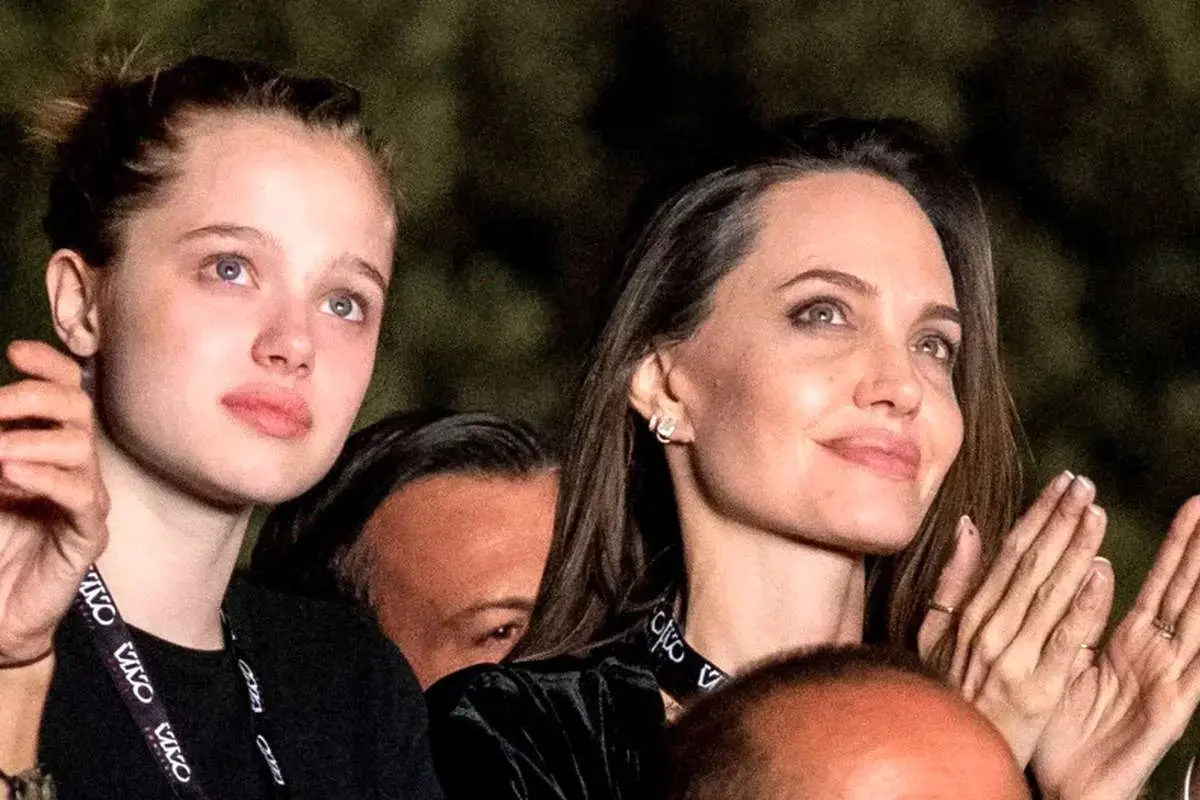 آنجلینا جولی در کنار فرزند زیبایش؛ چقدر شبیه به جوانی خودشه shutterstock editorial 13025041p 1