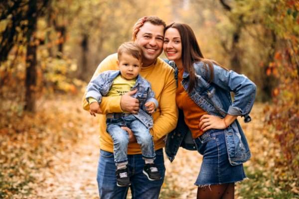 تصویر روز | شباهت بی نظیر سیاوش خیرابی به پدرش در جوانی سیاوش خیرابی و پدرش