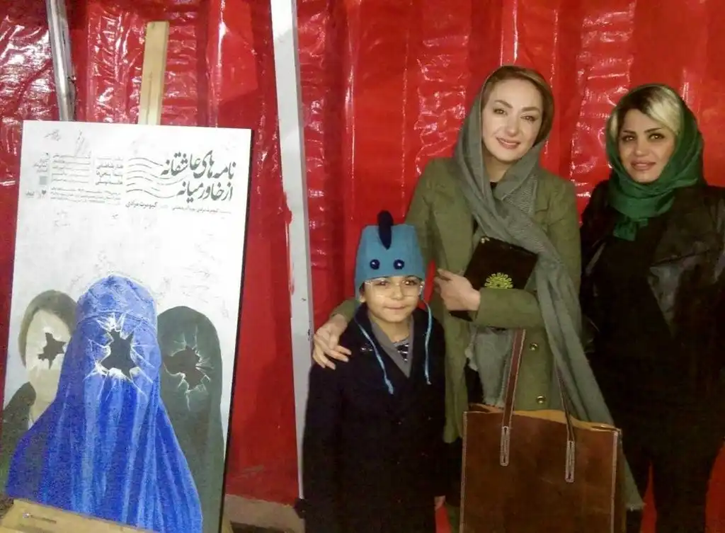 تصویر روز | عکس یونا تدین «جواد کوچولو» سریال بچه مهندس 1 با مادرش در کنار هانیه توسلی youna.tadayonn 1488397675 1461108062631165580 4734822492