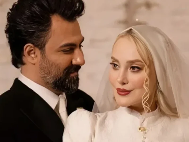 آرام جعفری همسر بابک انصاریبا کتاب حافظ به استقبال زمستان می‌رود