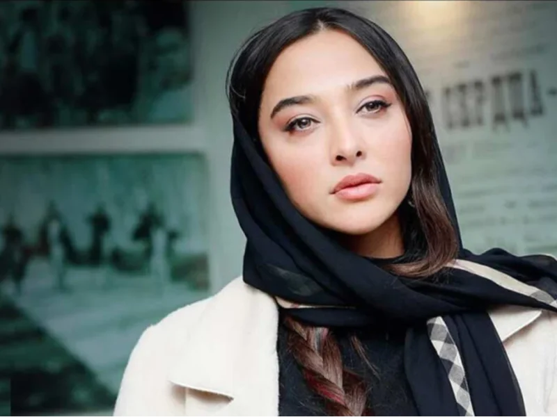 استایل‌ متفاوت و دیدنی سارا منجزی‌پور و آناهیتا درگاهی در رویداد هنری