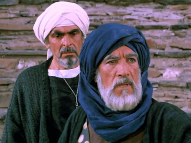 آنتونی کوئین در فیلم کاروان ها سال 56