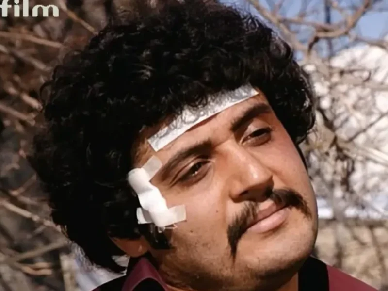 سفر در زمان؛ «کیانوش» ۱۲ سال بعد از آوای باران | دریافت جایزه کارگردانی تئاتر «کیانوش» ۱۲ سال بعد از آوای باران | دریافت جایزه کارگردانی تئاتر