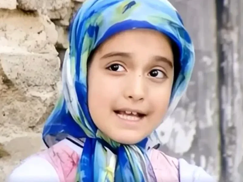 بازیگر کودک «سریال آوای باران» بعد 12 سال در انگلیس و در 21 سالگی