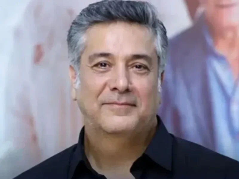 طاهای “سریال آوای باران” بعد از ۱۲ سال همه را شوکه کرد؛ حمیدرضا پگاه با چهره‌ای جدید!