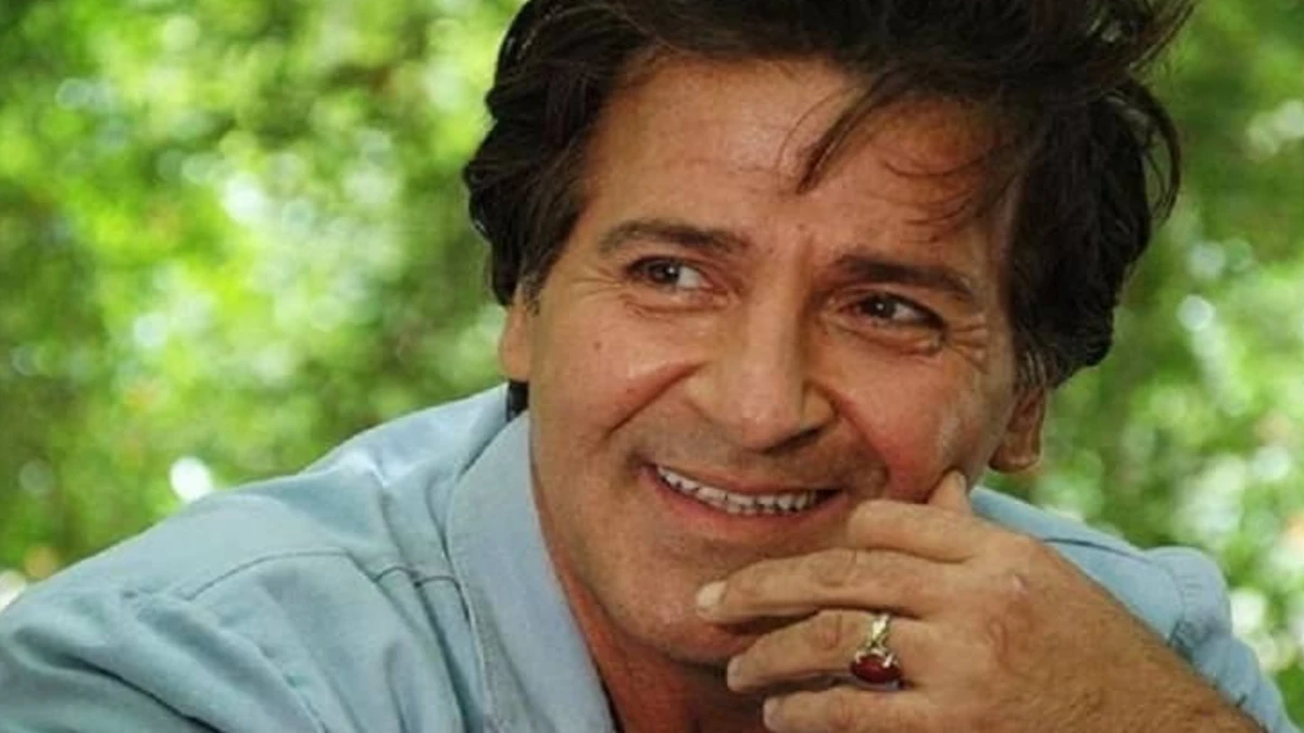 عکس این زن جوان مادر ابوالفضل پورعرب است