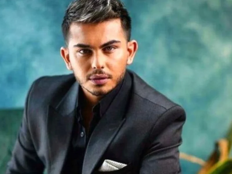 عکس های دیدنی از تفریحات لاکچری ارسلان قاسمی