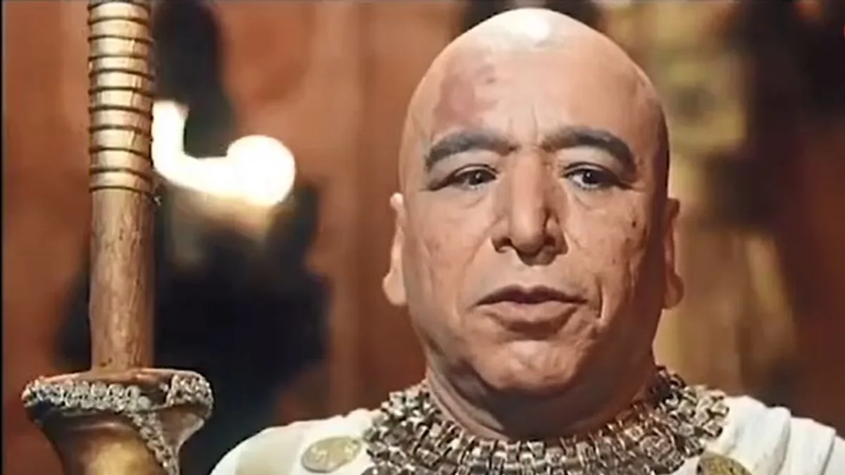 عکس «کیمونی کاهن» 15 سال بعد از سریال یوسف پیامبر در خانه‌اش