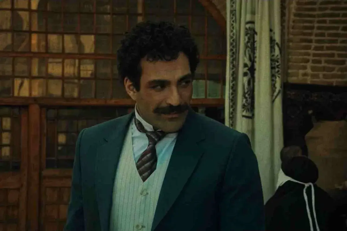 اصلان در بامداد خمار 1