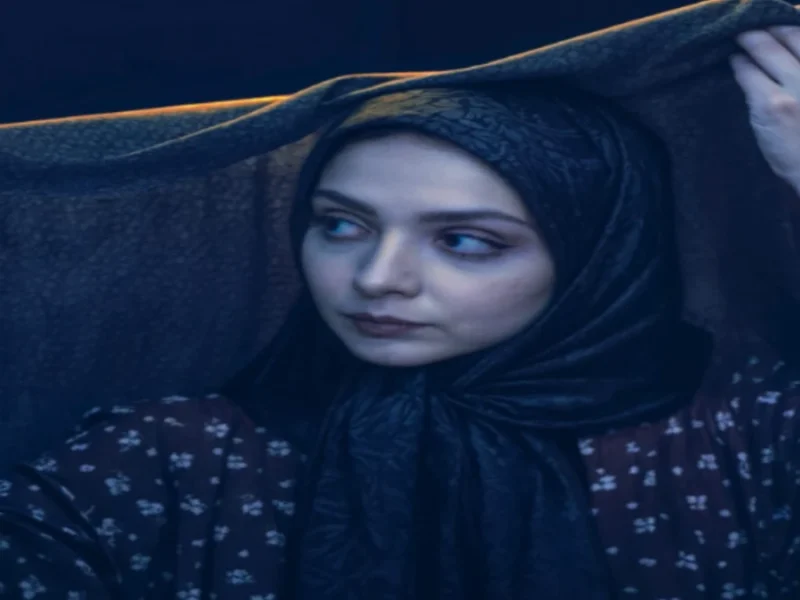 چهره دیدنی و جدید المیرا دهقانی سریال «دختران کوچه غم»
