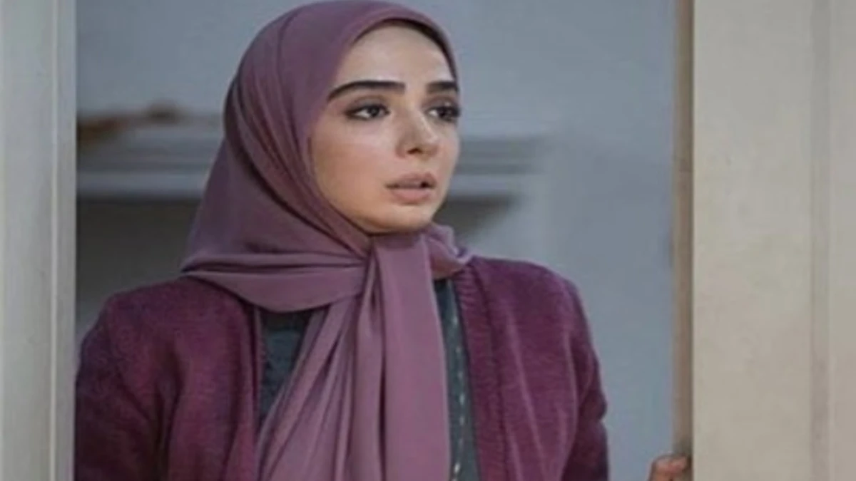 مادر واقعی و باکلاس المیرا دهقانی یاسمن سریال لحظه گرگ و میش