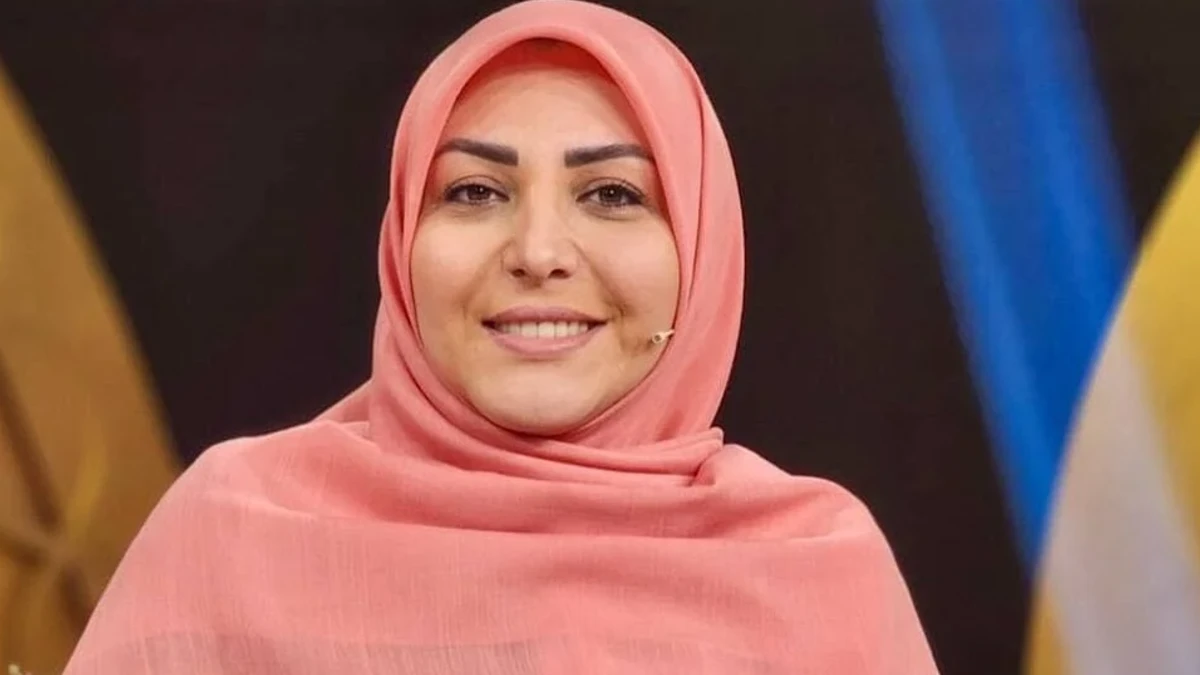 شترسواری در دل کویر؛ المیرا شریفی‌مقدم با شعری دلنشین