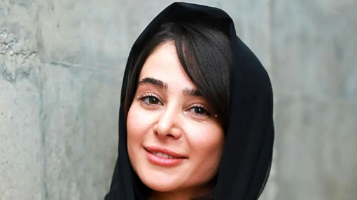الناز حبیبی با تیپ بهاری ویژه به همراه برادرش در یک مراسم خصوصی