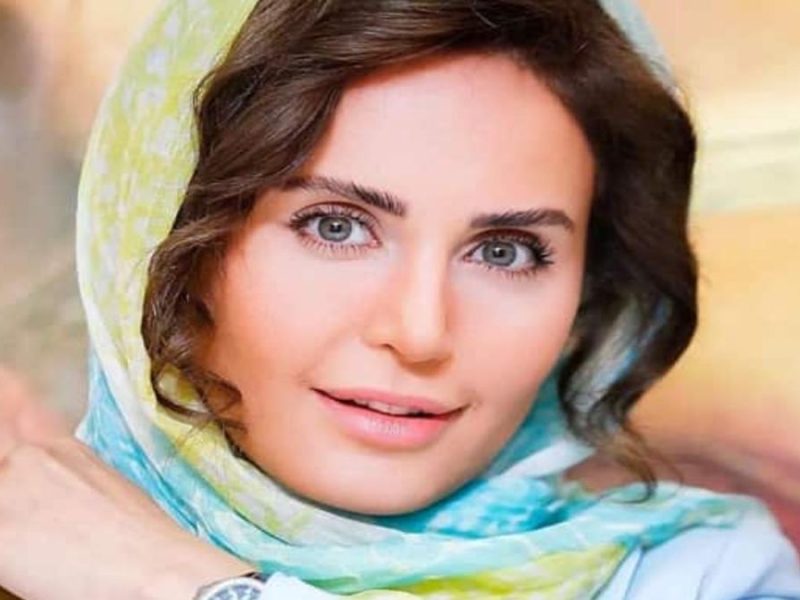 عکس ججالی و عجیب مرغ فروشی سیار «الناز شاکردوست» سال 92