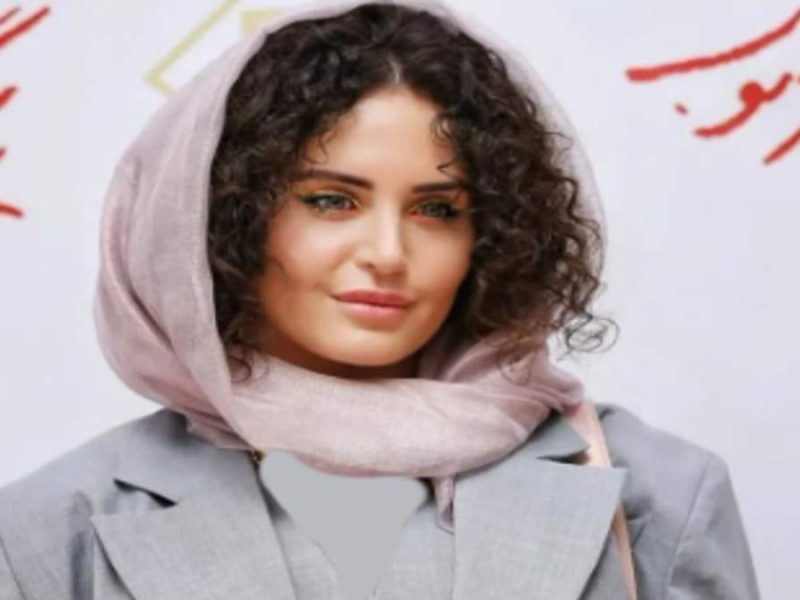 چهره عجیب و پوشش جنجالی «الناز شاکردوست» در مراسم اکران