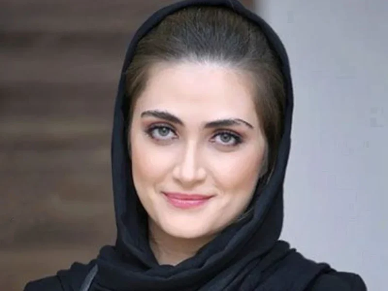الناز ملک با شعری قابل تامل از مولانا
