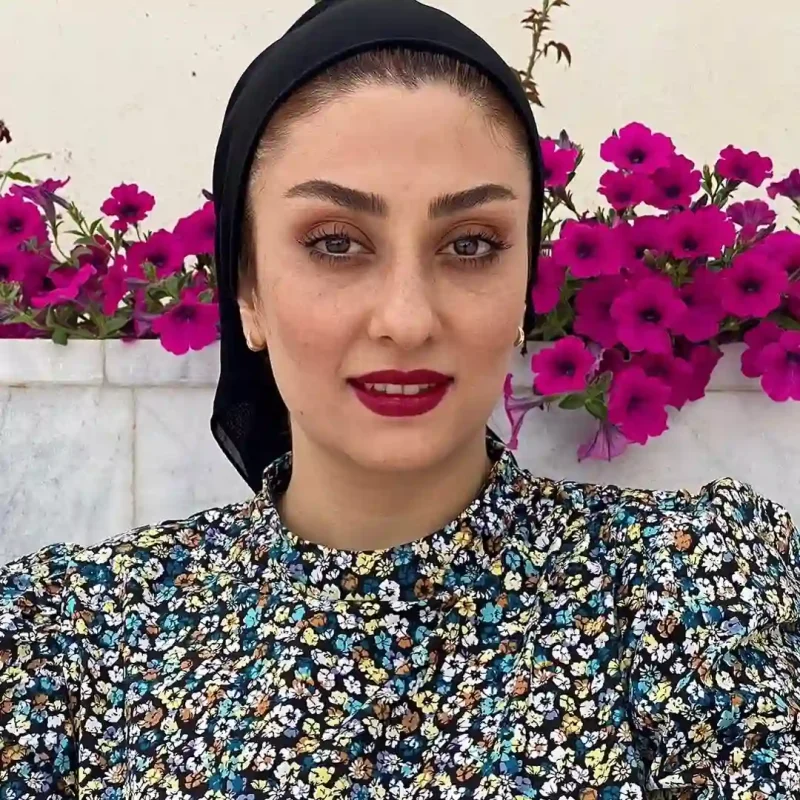 خبر روز | عکس های شخصی، زندگی خصوصی الهام طهموری و بیوگرافی 2 الهام 17