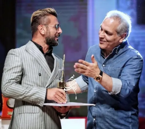 نوازندگی و خوانندگی امین حیایی