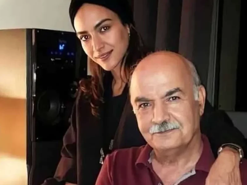 تصویر روز | ایرج طهماسب با رفیق قدیمیش بعد از سال ها ایرج طهماسب با علیرضا خمسه بعد از سال ها در کافی شاپ