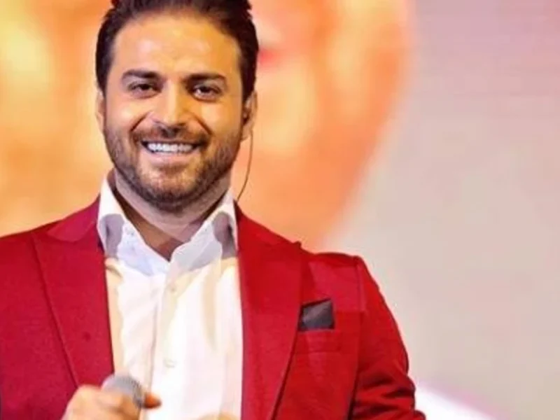 بابک جهانبخش و همسرش در یک روز بارانی