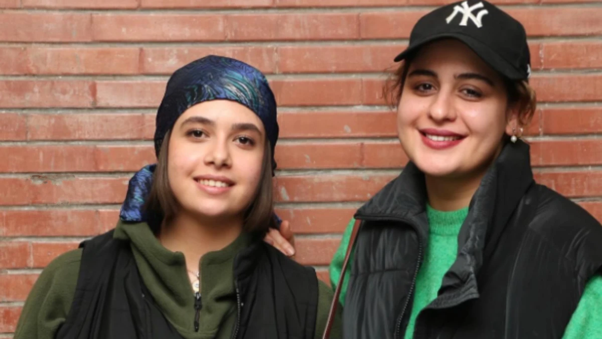 تصویر روز | تئاتر باران اسیدی با کارگردانی الهام شعبانی و تهیه کننده صدف رضا پور تئاتر باران اسیدی با کارگردانی الهام شعبانی و تهیه کننده صدف رضا پور