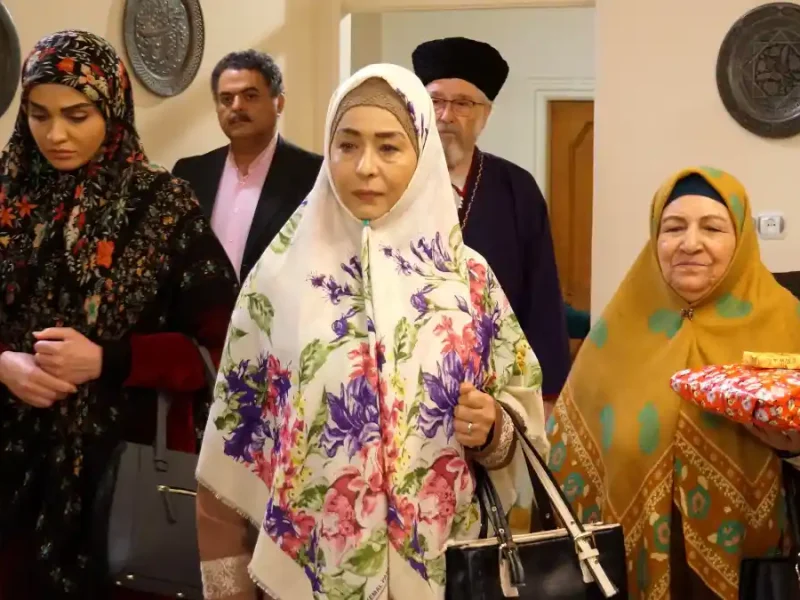 اسامی بازیگران سریال بازی نقاب ها و خلاصه داستان سریال
