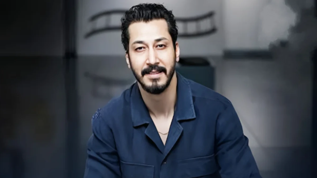 تصویر روز | «سمسار» به صحنه می آید؛ بهرام افشاری «سمسار» به صحنه می آید؛ بهرام افشاری
