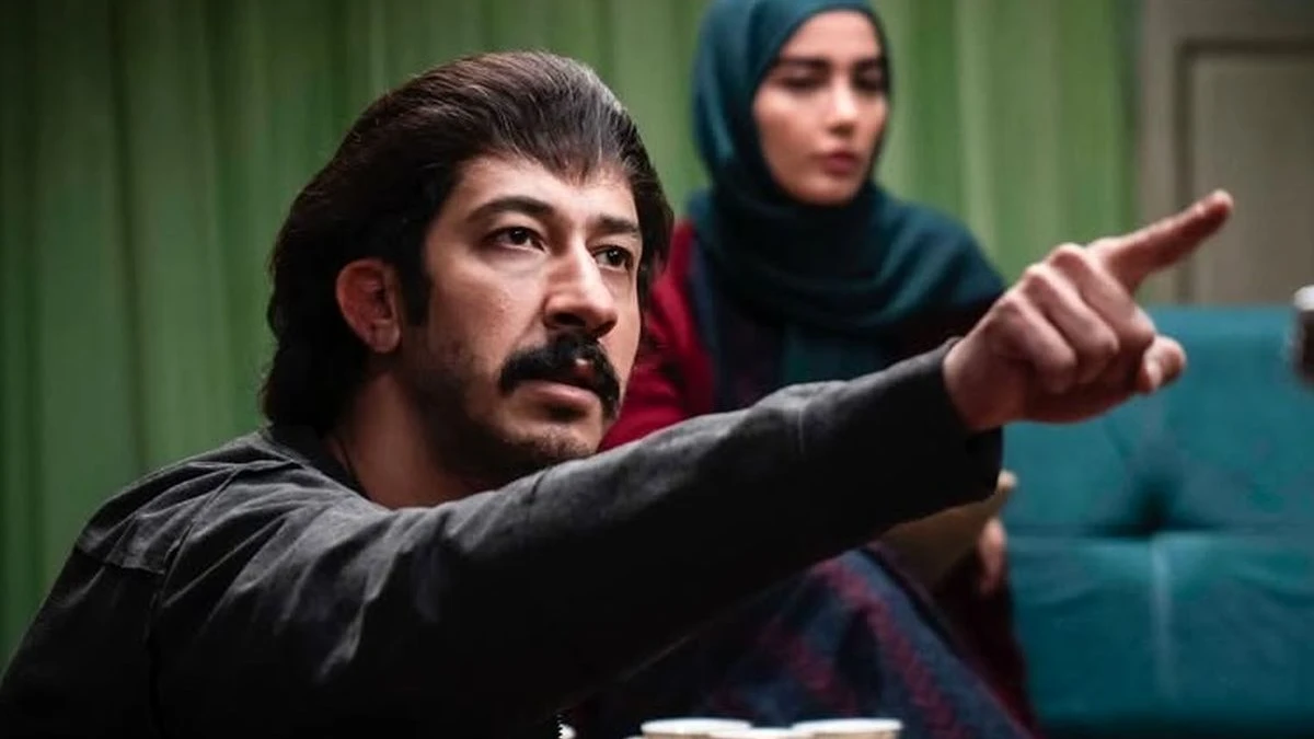 عکس خاطره انگیز و جالب از بهرام افشاری، در پشت صحنه سریال پایتخت