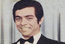 «بهروز وثوقی» در پشت صحنۀ «خاک»؛ سال 1352