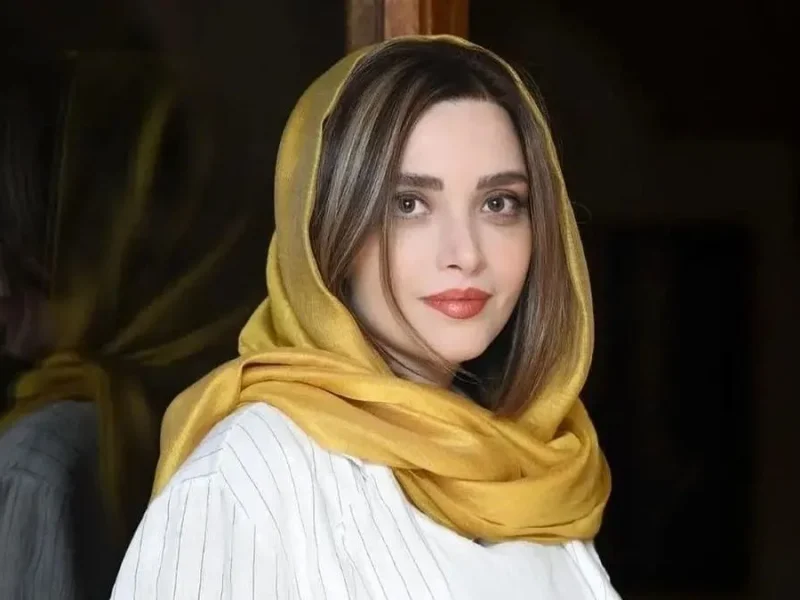 میز ساده جشن تولد بهنوش طباطبایی بازیگر نقش زری در سووشون ۴۴سالگی