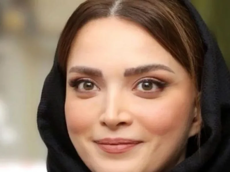 چهره تازه از بهنوش طباطبایی با ژست اشک‌آلود