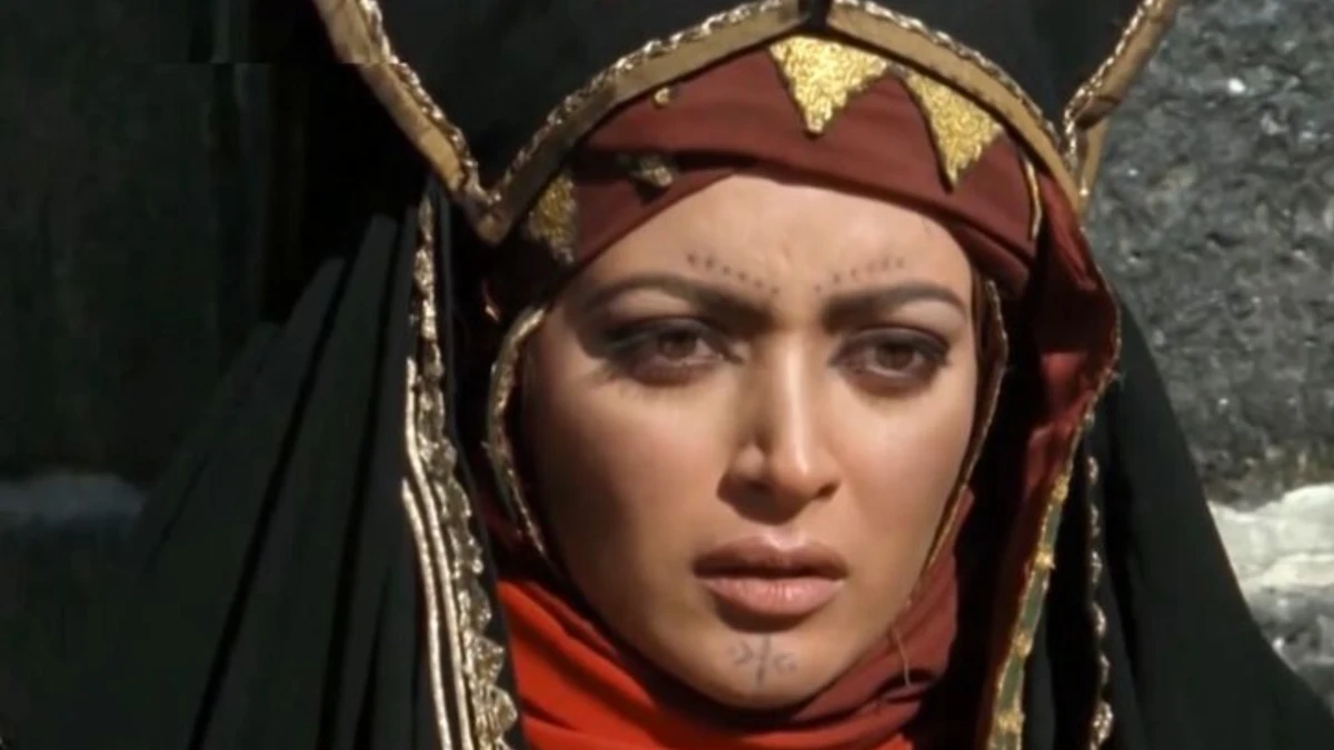 بهنوش طباطبایی «خاشعه، همسر منذر بن زبیر» مختارنام